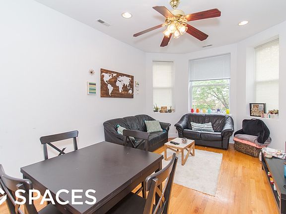 3rd image of 1461 W Carmen Ave APT 2F