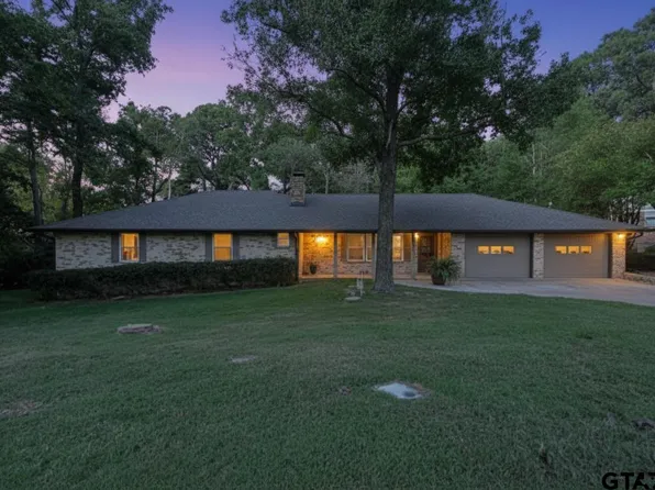114 Hideaway Ln E, Hideaway, TX 75771