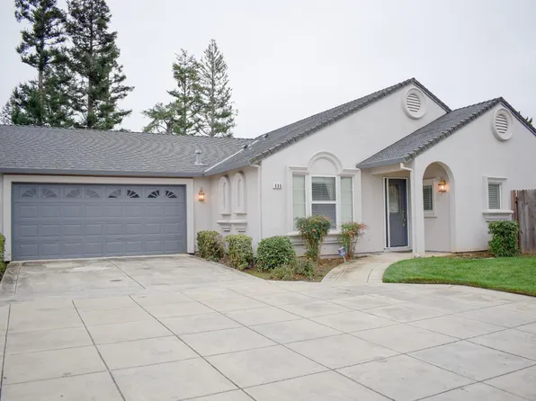 606 Village Dr, Galt, CA 95632