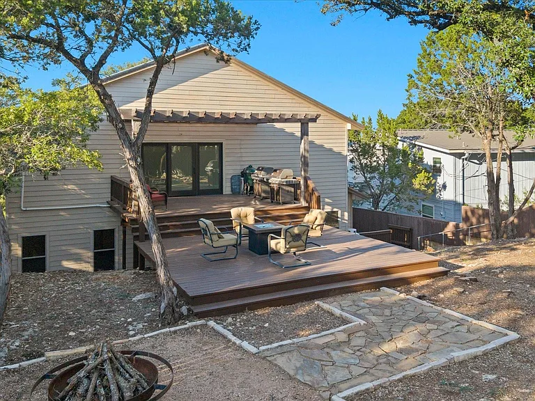 785 Lake Frst — Photo 34