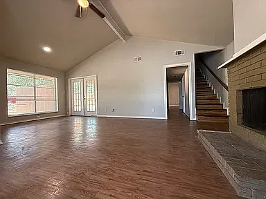 3 bed, 1329 sqft, $1,695 — Photo 2