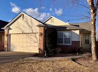 502 Longfield Ln, Grayslake, IL 60030