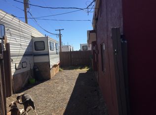 320 W D St, Pecos, TX 79772