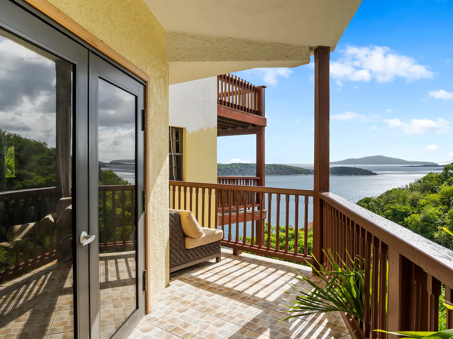 3 bed, $5,000 — Photo 1