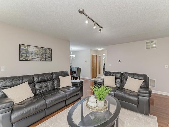 4th image of 228 Brookside Ln Unit A