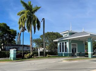 5317 NW 18th St APT 2B, Fort Lauderdale, FL 33313