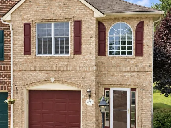 1215 Lindsay Ln, Hagerstown, MD 21742
