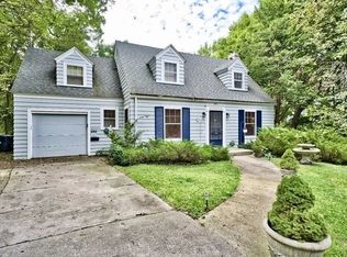 1190 Logan Ave, Elgin, IL 60120