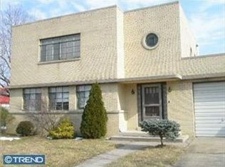 114 Sicklerville Rd, Williamstown, NJ 08094