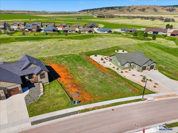 7762 Brooks Loop, Spearfish, SD 57783