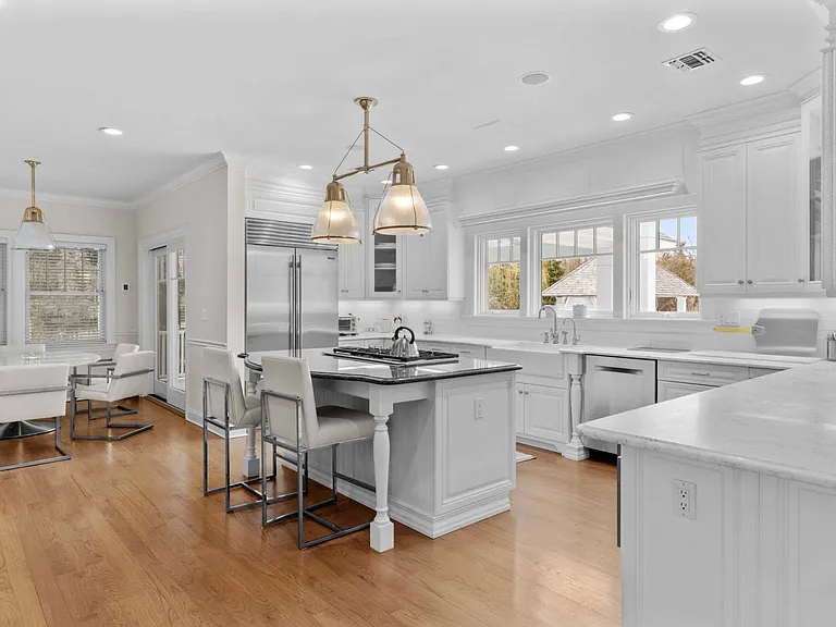 10 Parrish Pond Ln — Photo 14