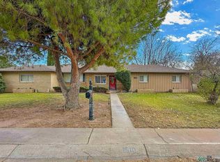 1510 S Country Club Cir, Carlsbad, NM 88220