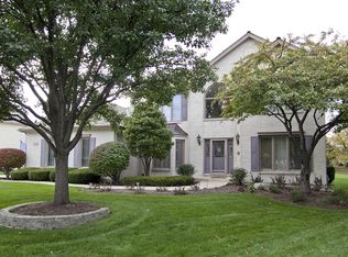 1585 Whistler Ct, Naperville, IL 60564