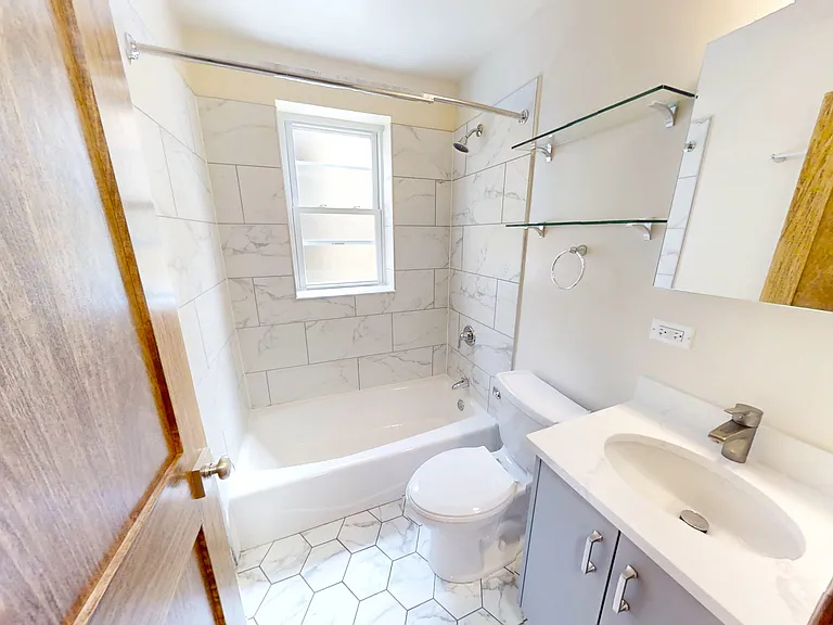 4903 N Whipple St — Photo 2