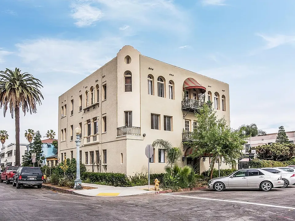 705 E Medio St #6