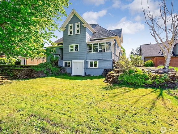 2nd image of 414 Sumner Avenue