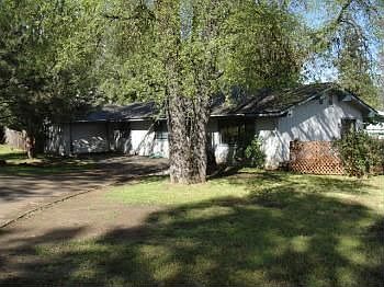 1st image of 40862 Elliott Dr