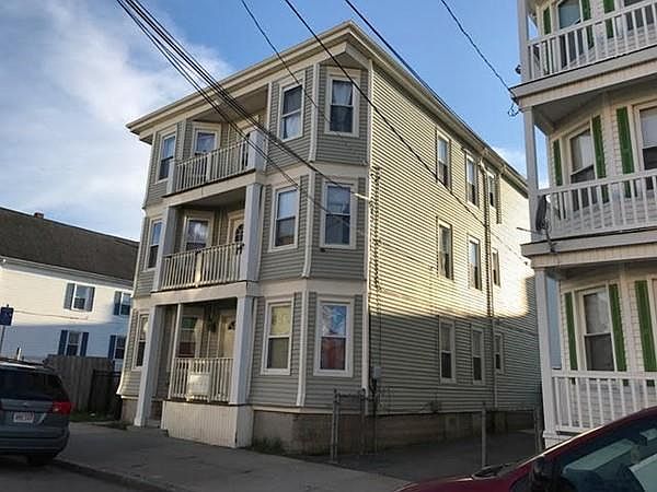 2nd image of 15 Viall St