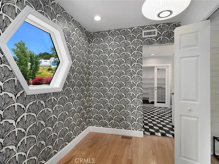 130 Dapplegray Rd — Photo 21