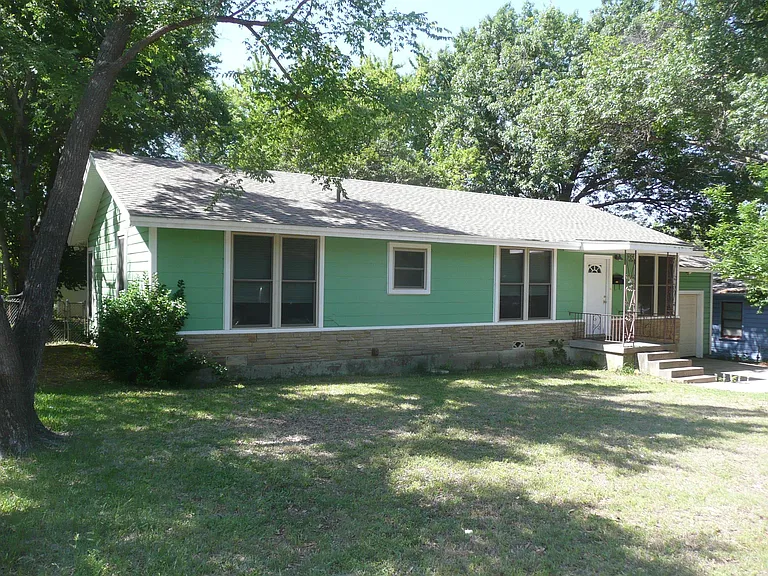 3405 Binyon Ave — Photo 9