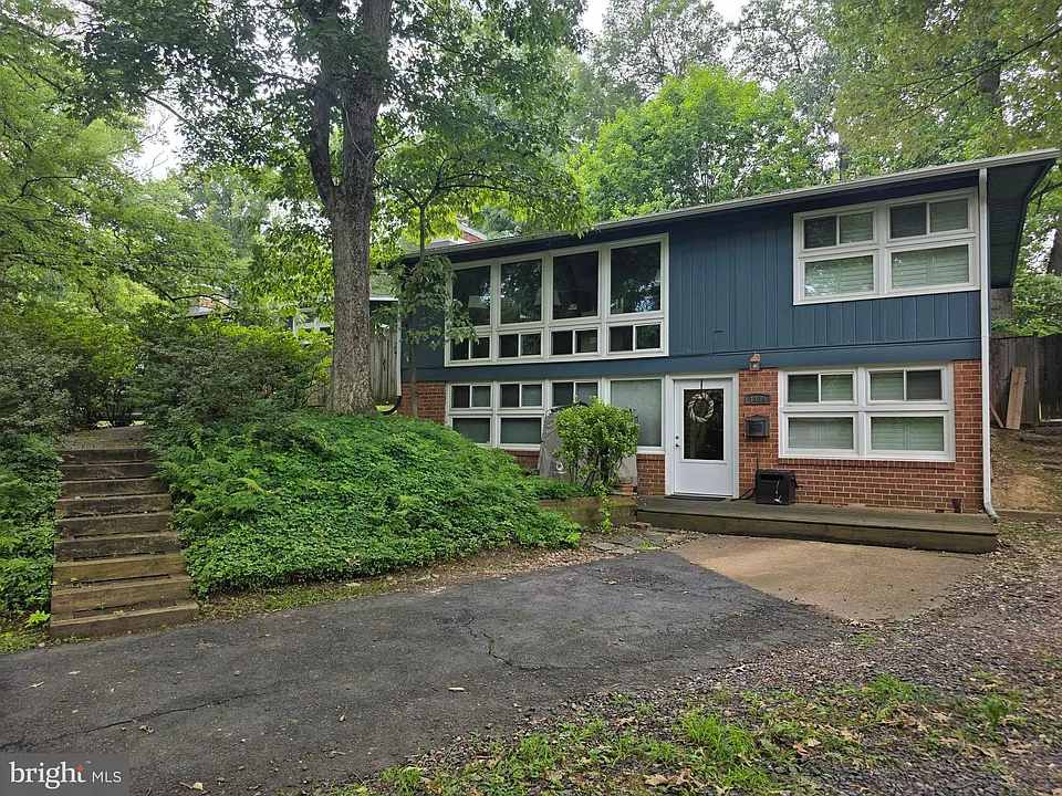 3404 Executive Ave