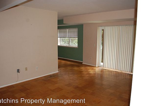 2nd image of 240 Crocker Dr APT A