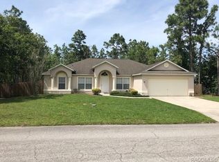 18 Sanders Cir, Homosassa, FL 34446