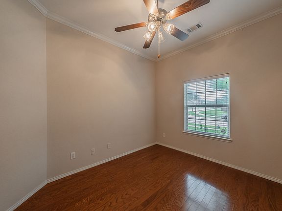 5th image of 8241 Lauren Way