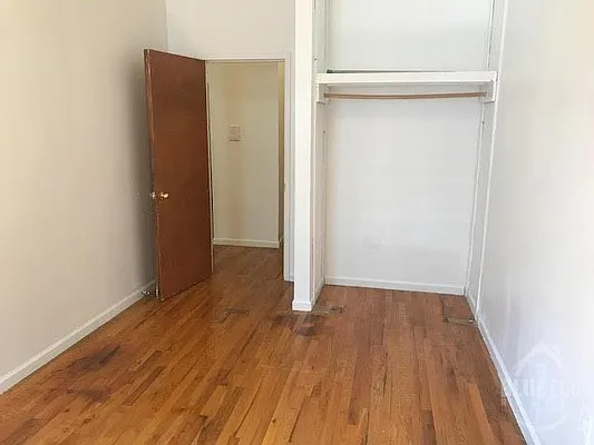 Rented by Blue Egg Realty Corp | media 36