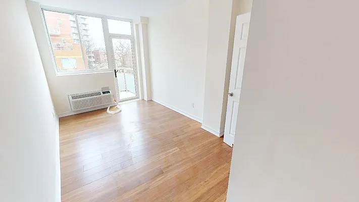 Rented by Metro Garden Realty NYC | media 26