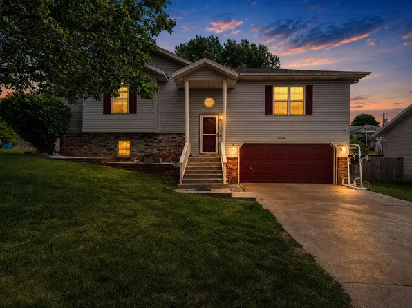2604 S Lotus Street, Ozark, MO 65721