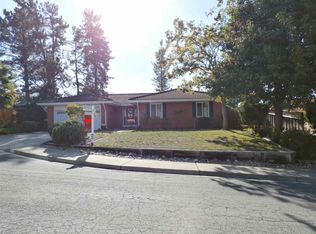 27 Blue Gum Ct, Pleasant Hill, CA 94523