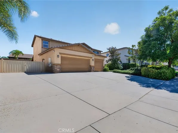 34892 Armstrong Rd, Winchester, CA 92596