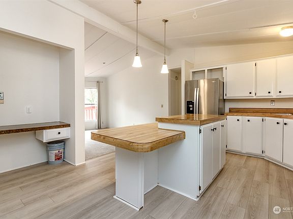 5th image of 12508 120th Avenue Ct E