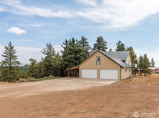 117 Hummingbird Rd, East Wenatchee, WA 98802