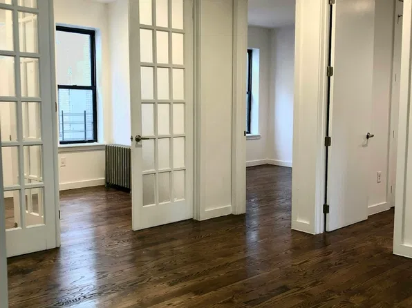 410 Eastern Parkway image 1 of 12