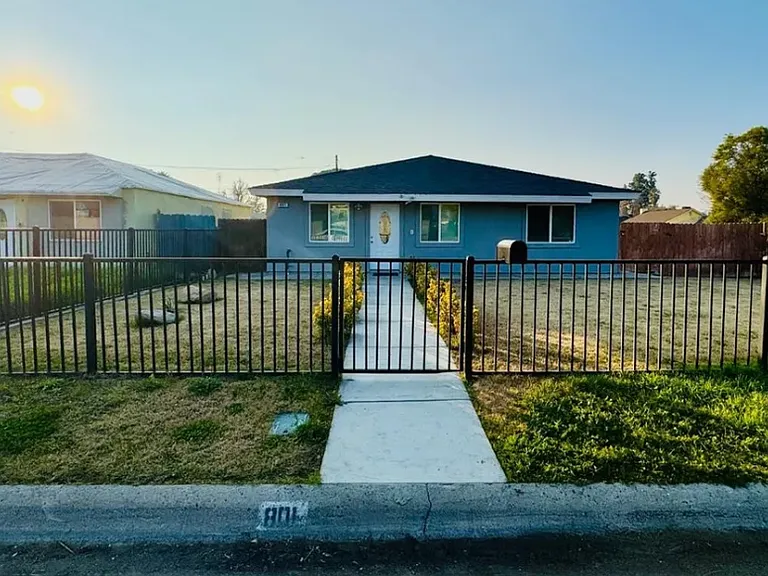 801 S Oleander Ave — Photo 17