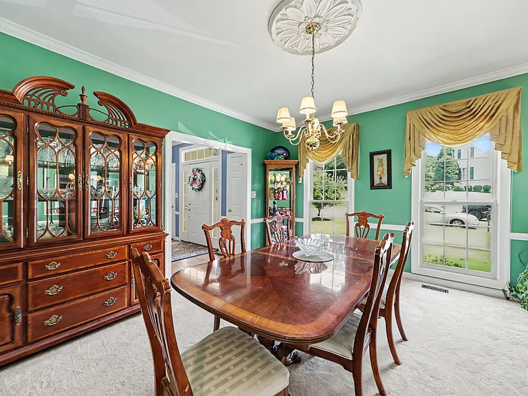 16652 Purcival Ct — Photo 38