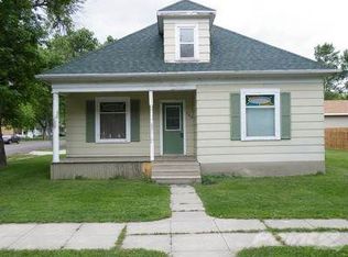 103 E 2nd Ave, Groton, SD 57445