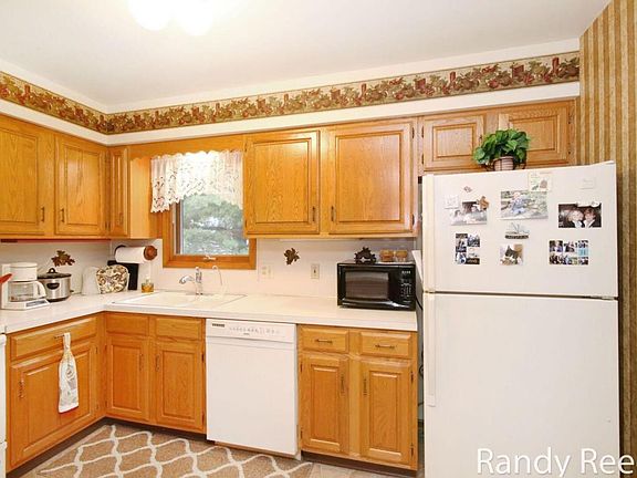 5th image of 6710 Leisure Creek Dr SE #28