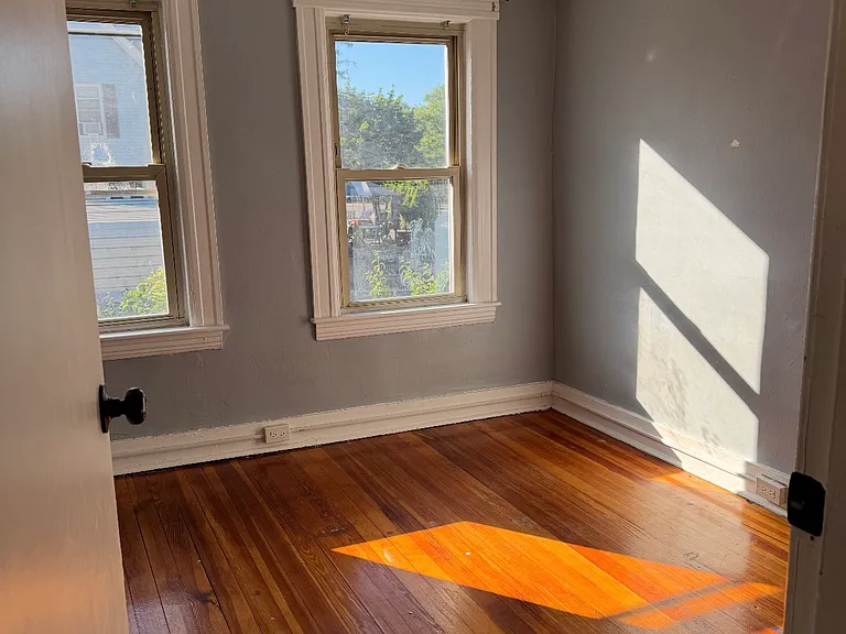 9 Fern St #2 — Photo 4