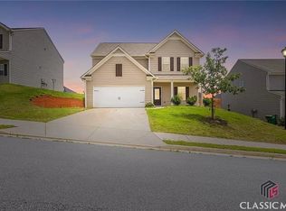 385 Darling Ln, Pendergrass, GA 30567