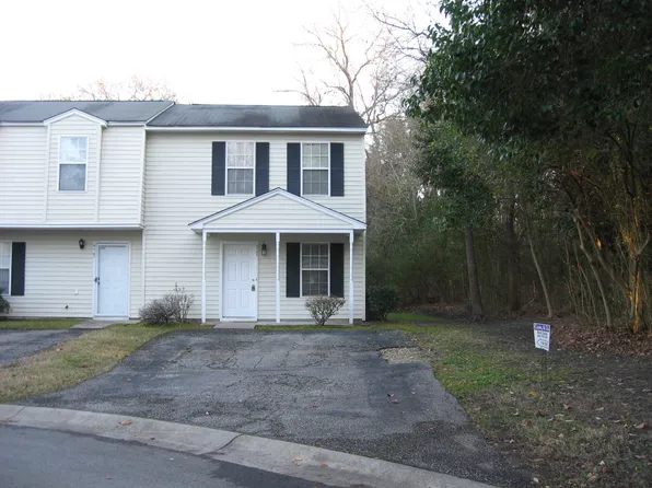 4749 Linfield Ln, North Charleston, SC 29418