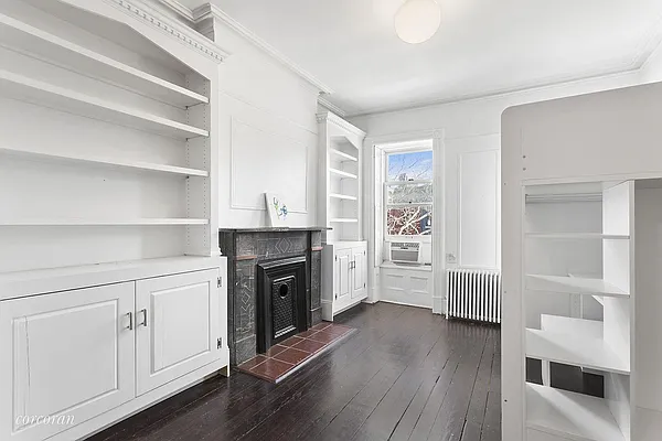 Rented by Corcoran | media 26