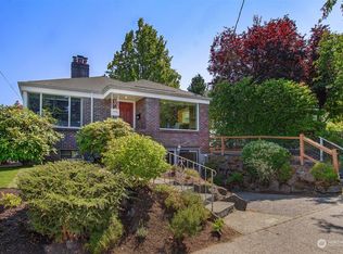 4216 33rd Ave W, Seattle, WA 98199