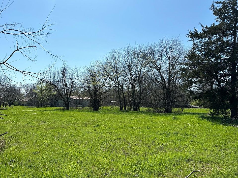 1st image of 350 E San Antonio Ave