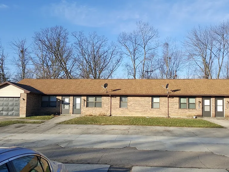 7303-7305 7307 #7309 — Photo 16