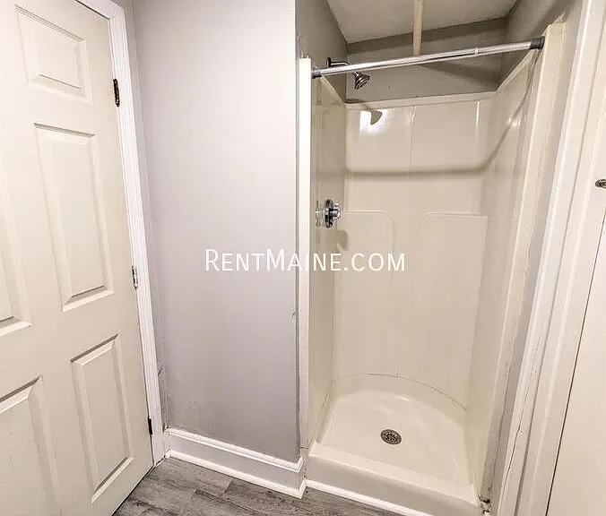 2412 Western Ave #E — Photo 10