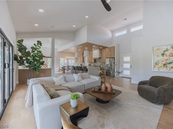 2548 Golfside Dr, Las Vegas, NV 89134