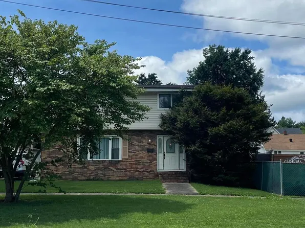 1015 Metropolis St, Metropolis, IL 62960